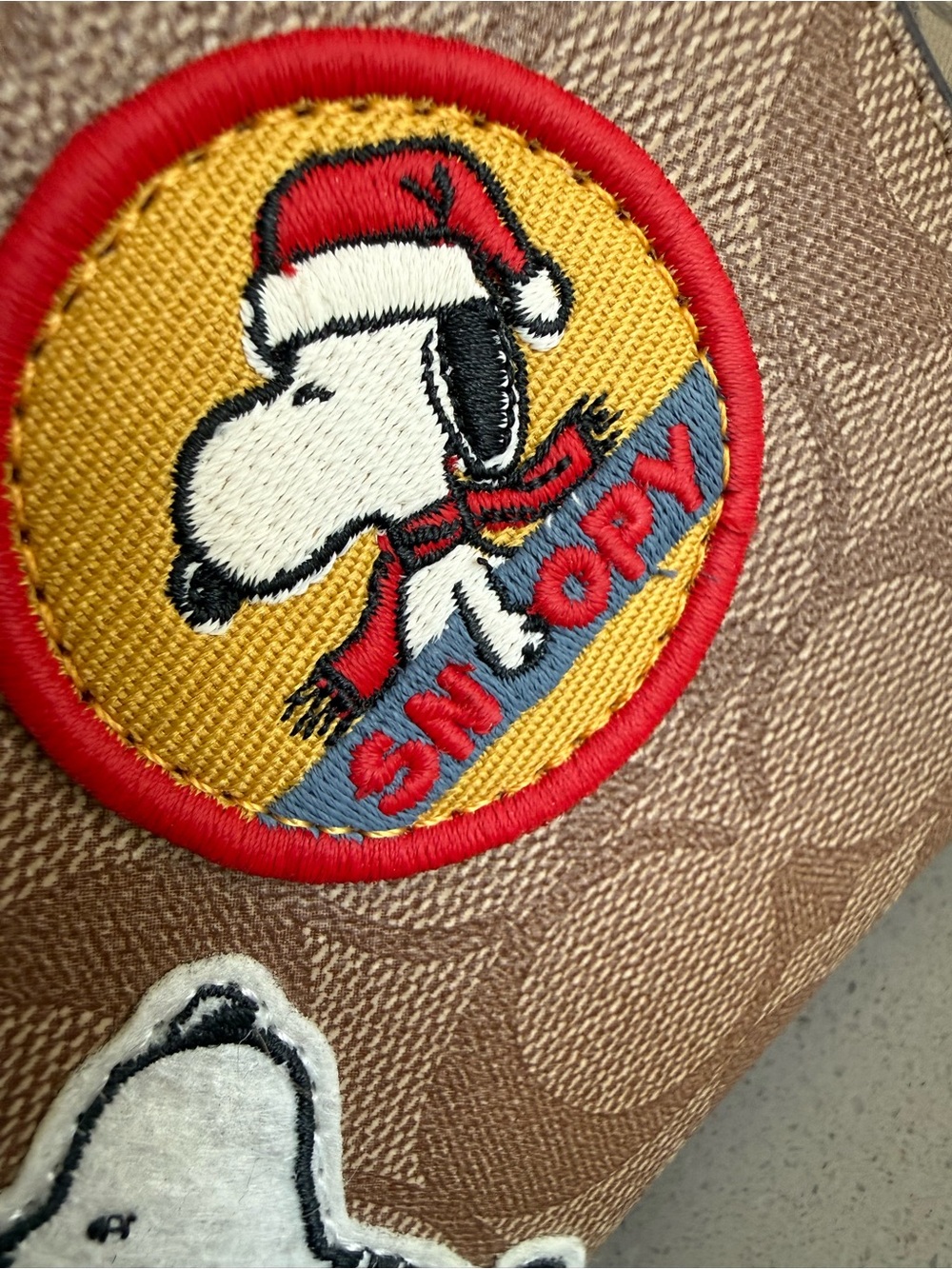 Coach signature C peanuts, snoopy zippered wallet NWOT collectors piece - Picture 5 of 15